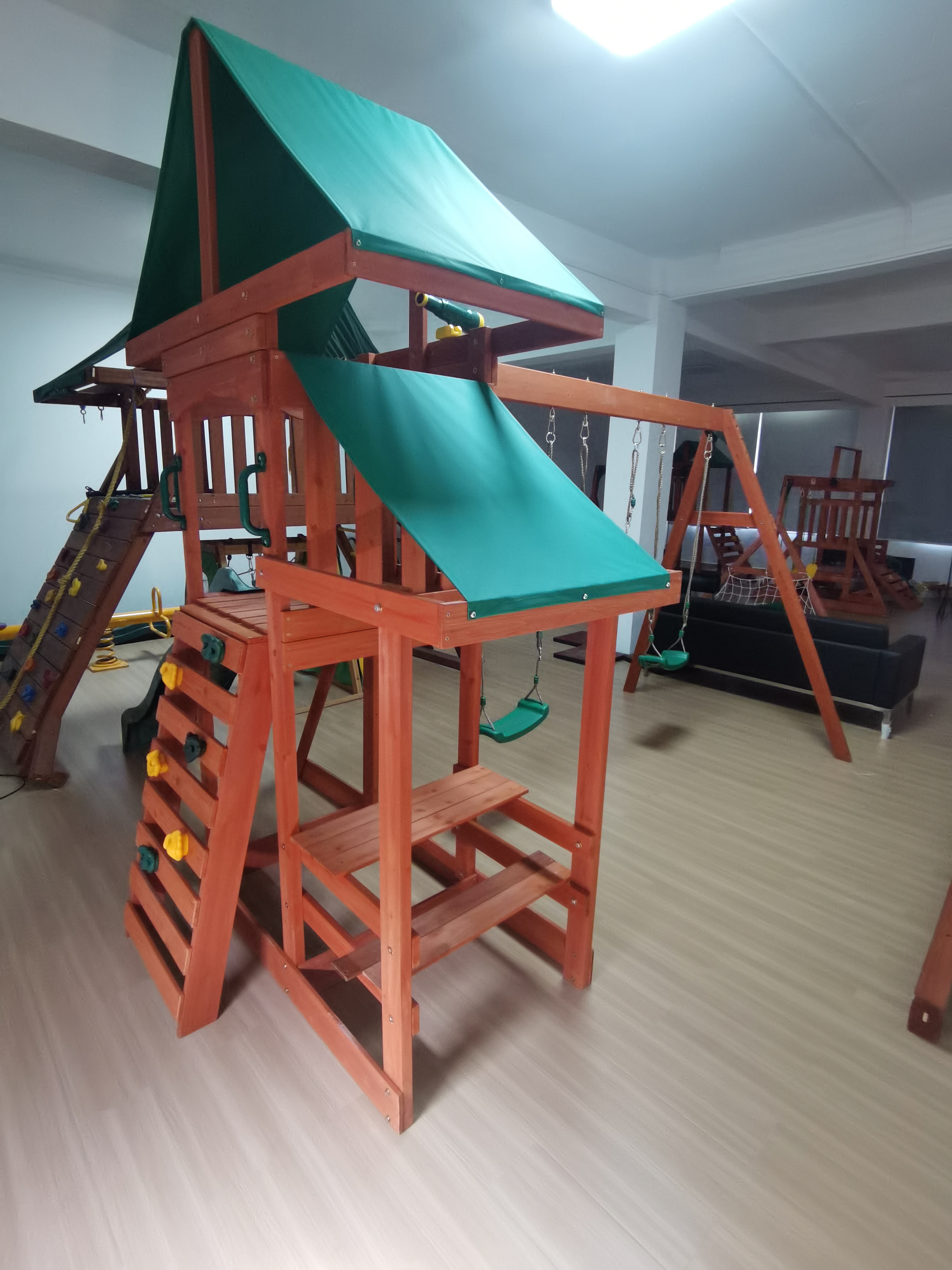 Outdoor Lifespan Kids Swing Sm - Kids Outdoor Jungle Gym recensione e prezzo